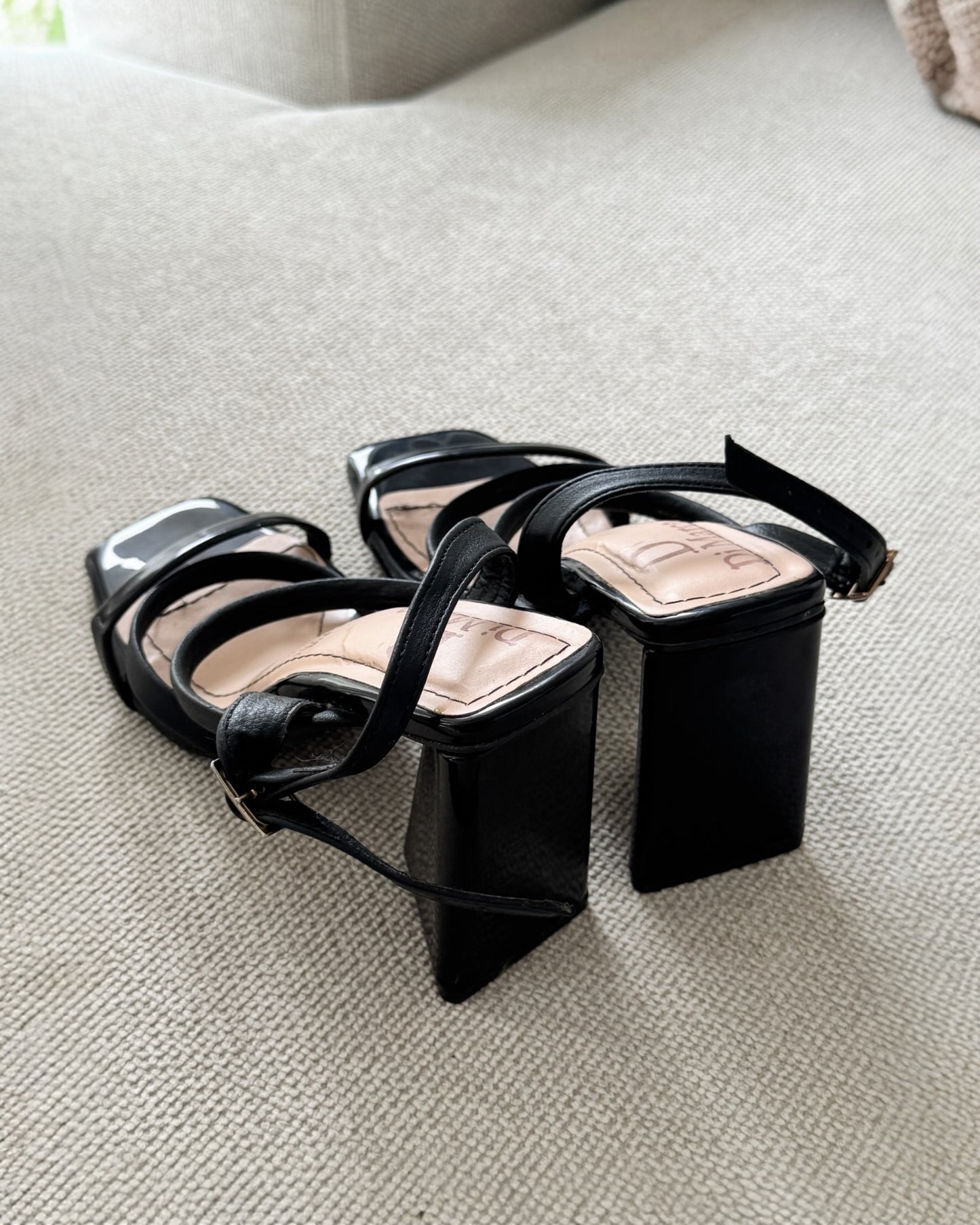 Tacones negros talla 36