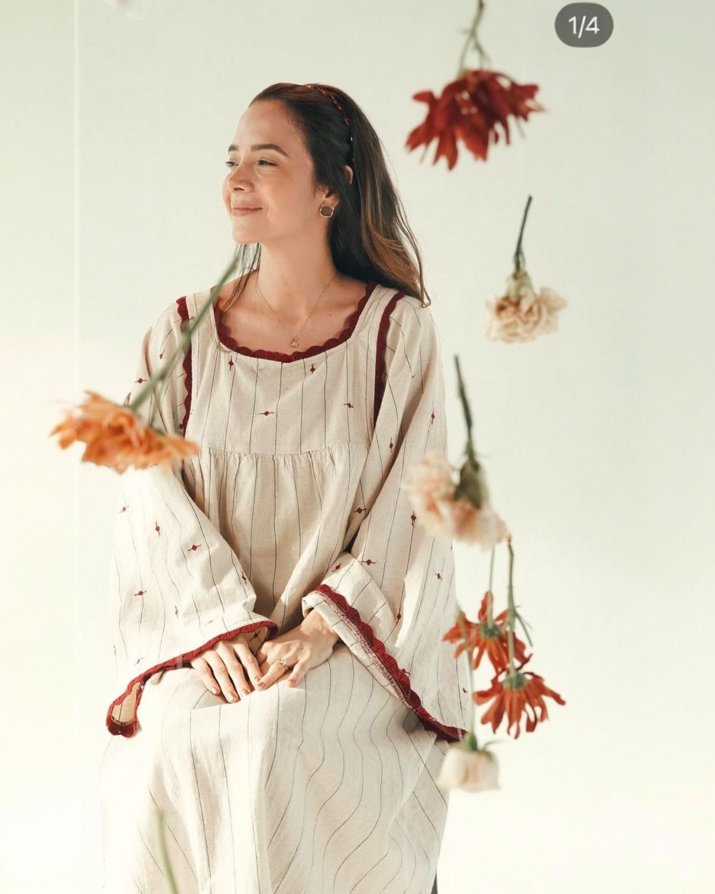 Vestido romántico largo Beige Zara Talla S